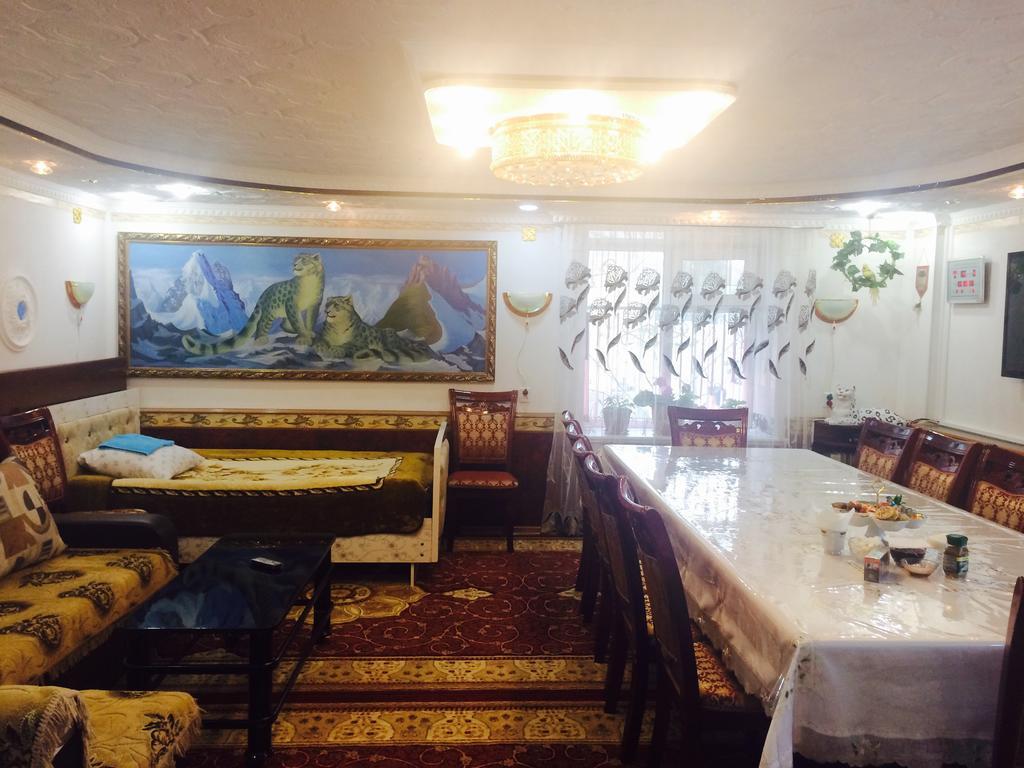 Guesthouse Kunduz ナルイン エクステリア 写真